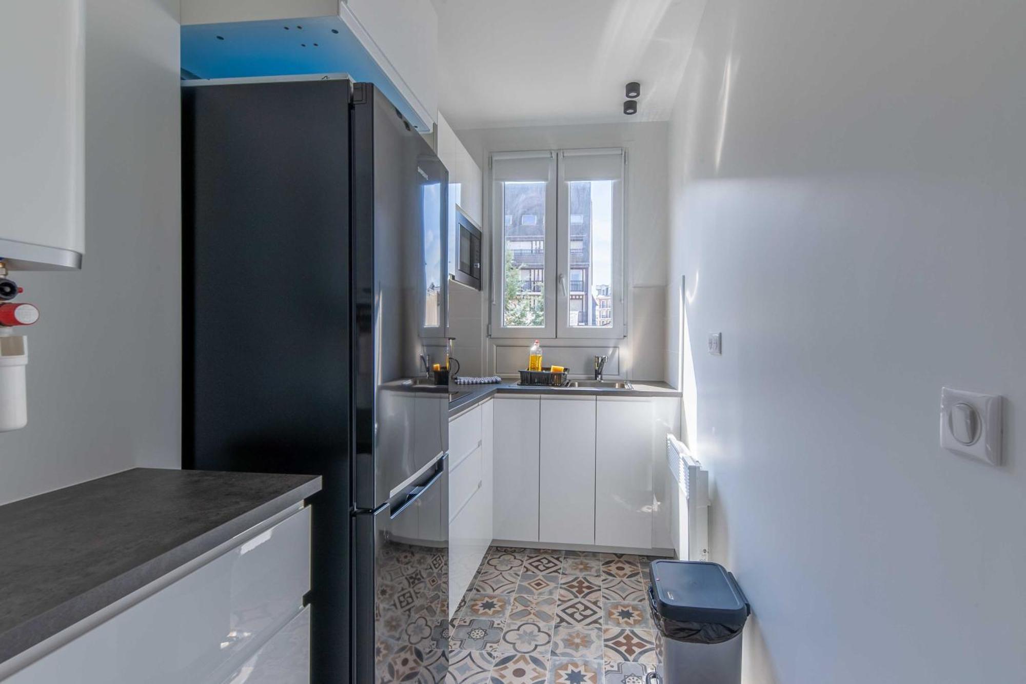 Studio Sleeps 4 With Terrace, 500M Place Morny Deauville Buitenkant foto